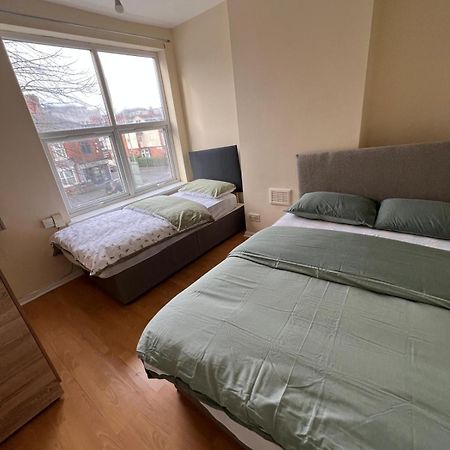 Villa 210 Welford Road à Leicester Extérieur photo