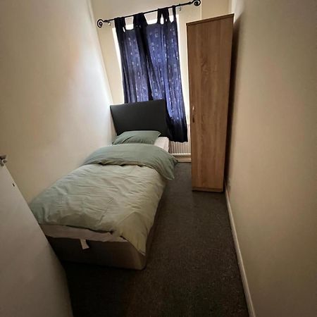Villa 210 Welford Road à Leicester Extérieur photo